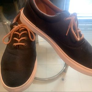 Men’s Perry Ellis size 10